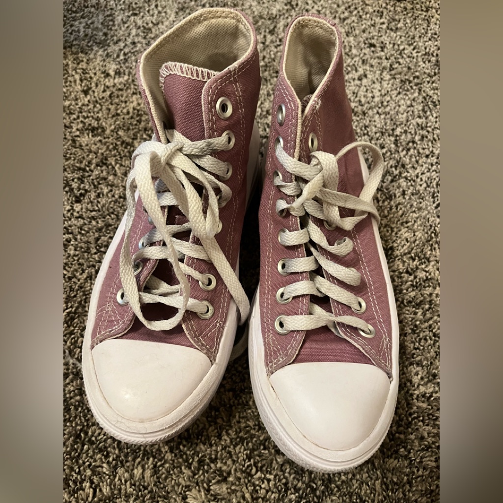 Converse Chuck Taylors